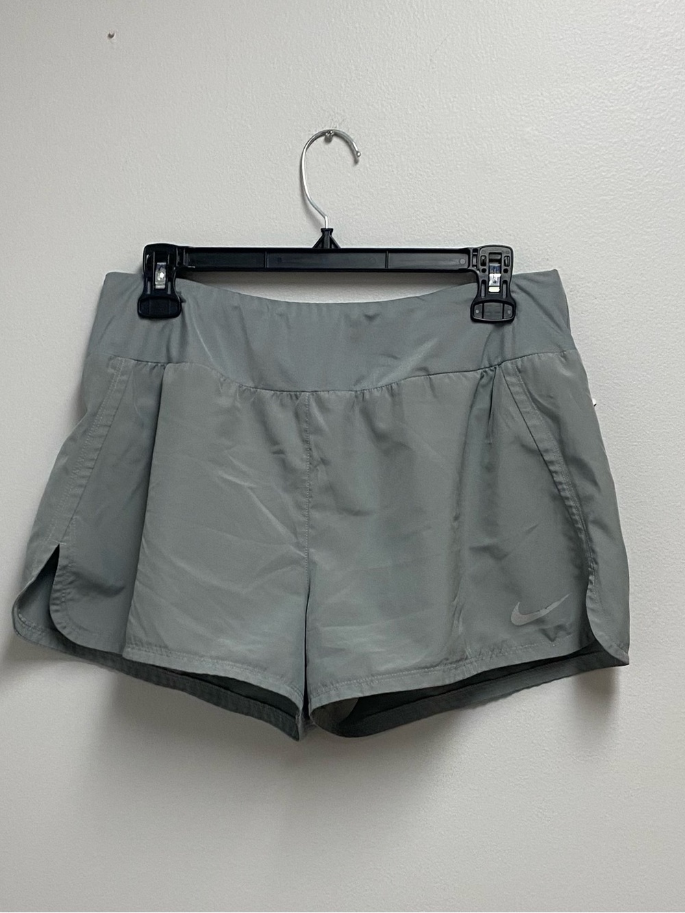 Nike Dri-fit Women's Light Gray Athletic Shorts with Swoosh large
